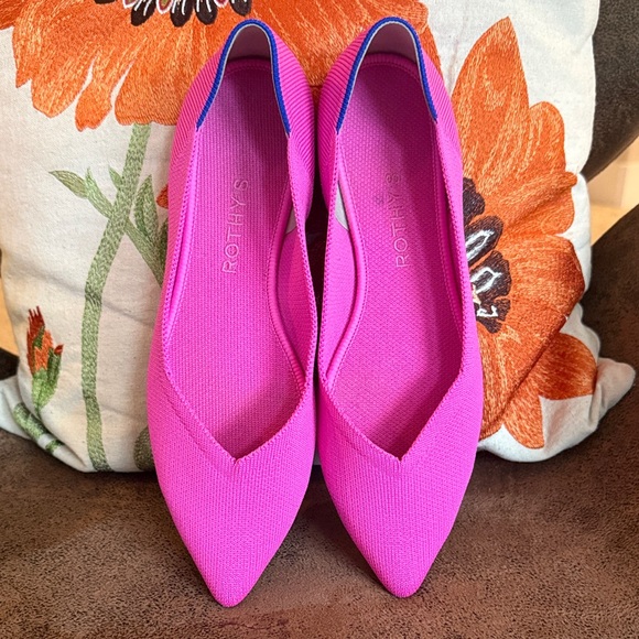 ROTHY’s POINT DRAGON FRUIT FLATS EUC $88 PRICE FIRM SIZE 9 - Picture 1 of 13